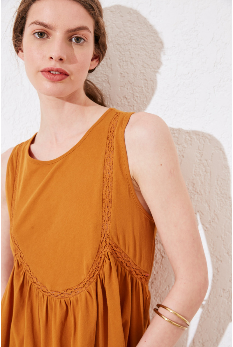MUSCULOSA C/R MAGNOLIA