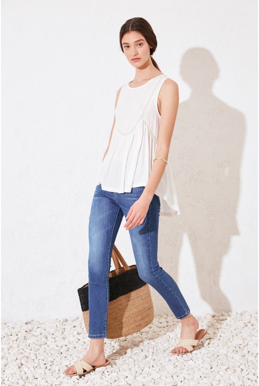 MUSCULOSA C/R MAGNOLIA