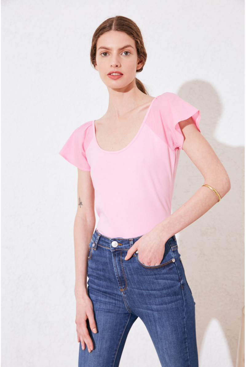 REMERA C/R M/C KUNIS