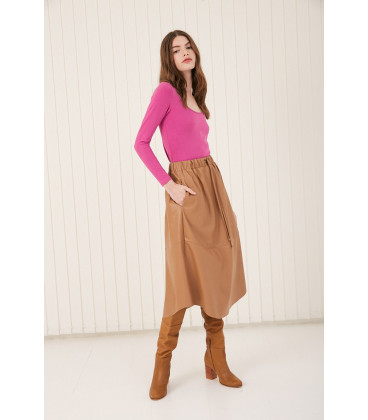 REMERA C/CUADRADO M/L MOORE