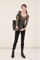 REMERA C/CUADRADO M/L MOORE