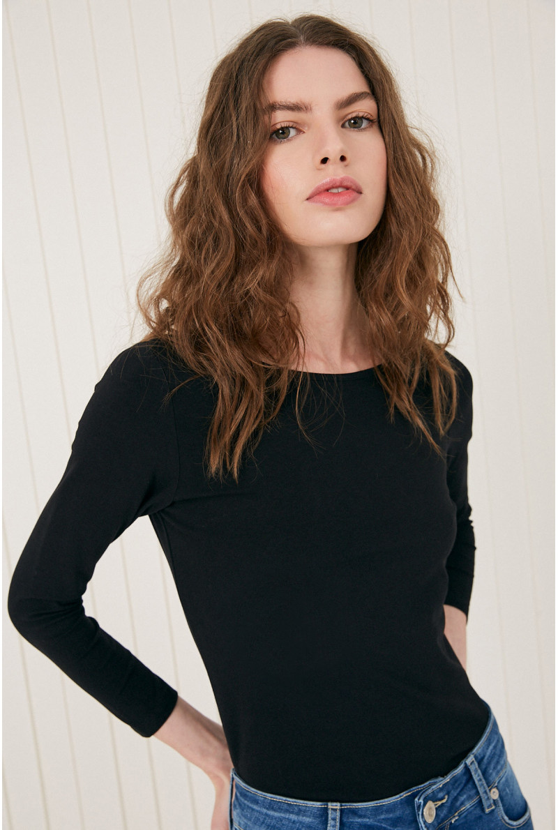 REMERA C/R 3/4 GRACE