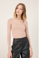 REMERA C/CUADRADO M/L MOORE