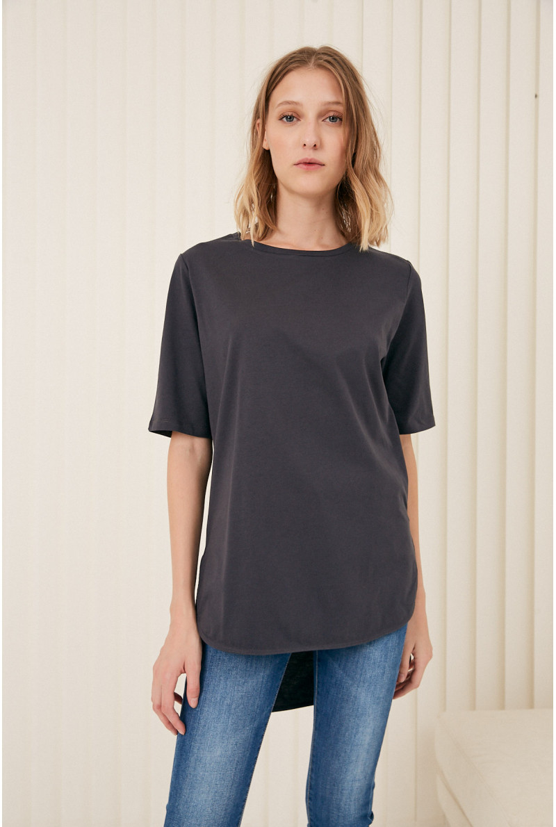 REMERA C/R M/CODO ELLA