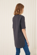 REMERA C/R M/CODO ELLA