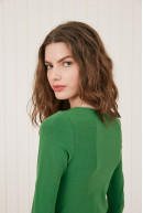 REMERA C/CUADRADO M/L MOORE