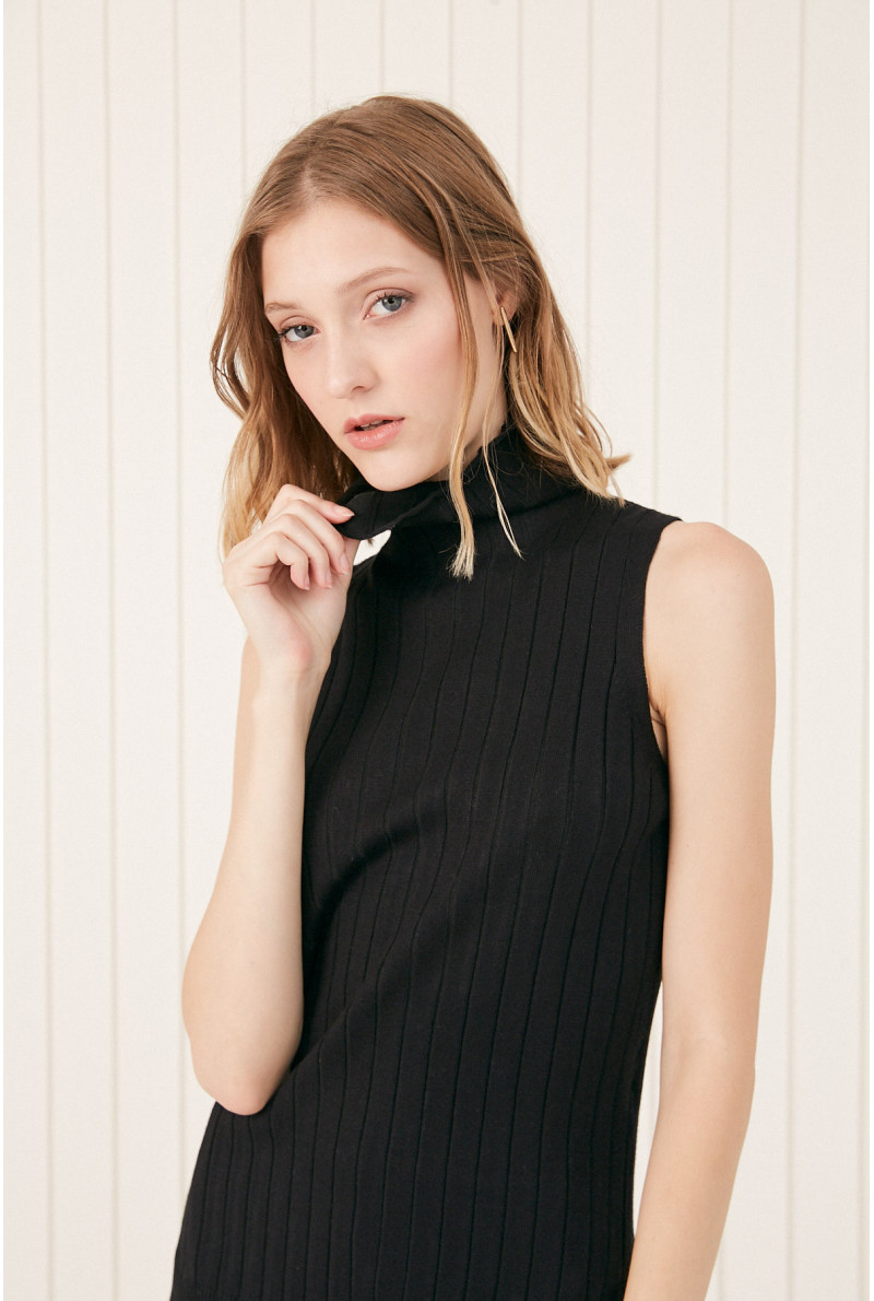 AMERICANA POLERA COLLINS