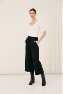 REMERA C/CUADR M/CODO MOORE