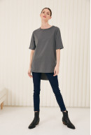 REMERA C/R M/CODO ELLA