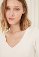 REMERA V M/CODO ARETHA