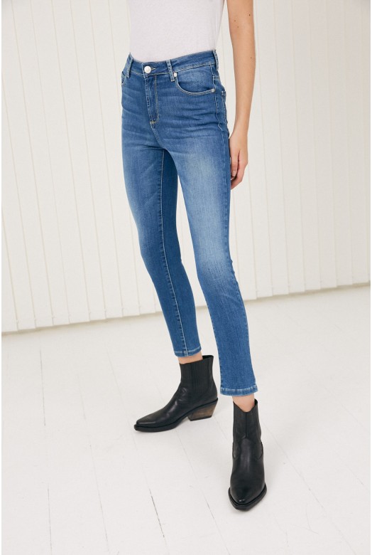 JEAN JANE SSW AZ. MED.