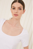 REMERA C/CUADRADO M/C CEZANNE