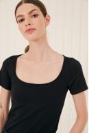 REMERA C/CUADRADO M/C CEZANNE