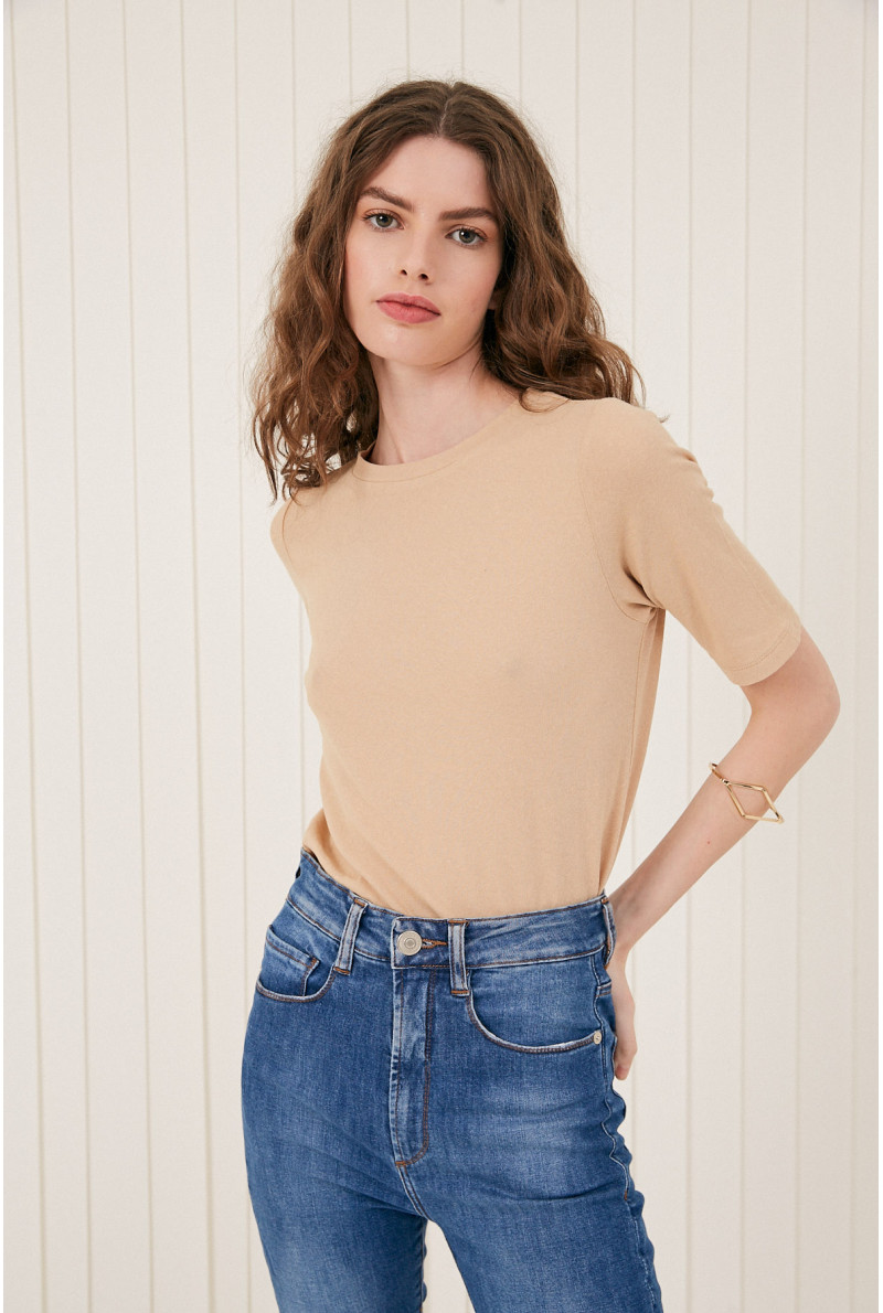 REMERA C/R M/CODO BONO