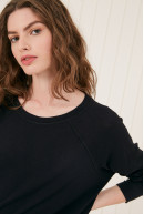 REMERA C/R M/RAGLAN TAYLER